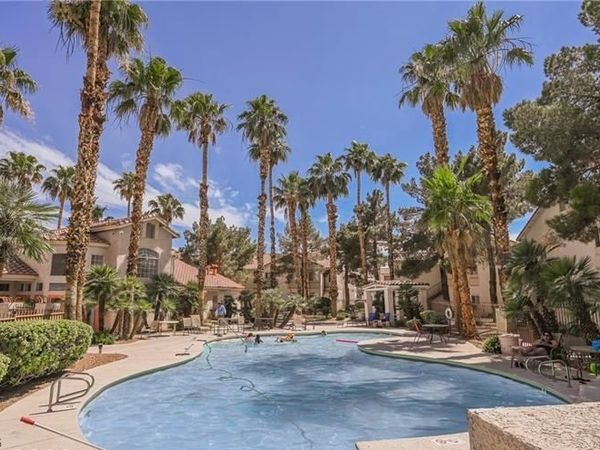 1300 S Arlington Street , Unit 204, Las Vegas, NV 89104