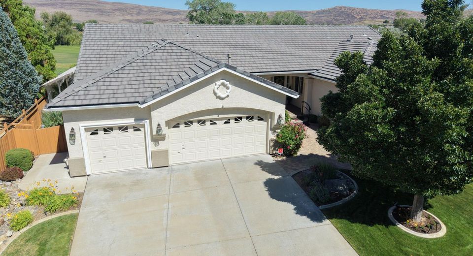 6910 Island Queen Court, Sparks, NV 89436 Photo