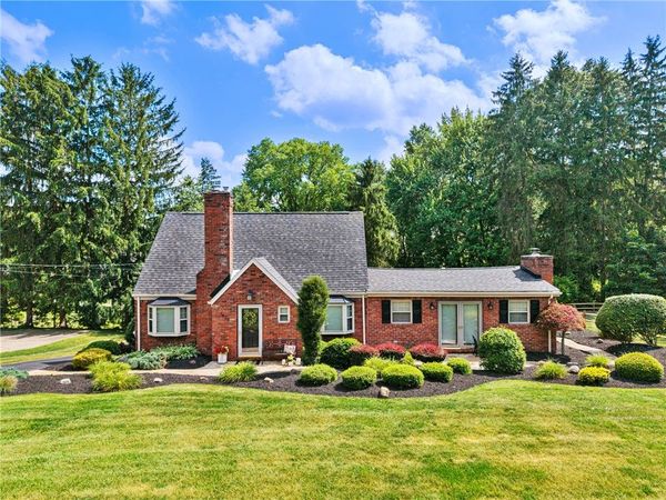 1620 Upper St Clair Drive, Pittsburgh, PA 15241
