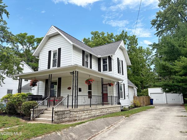 708 Wallace Avenue , Bowling Green, OH 43402