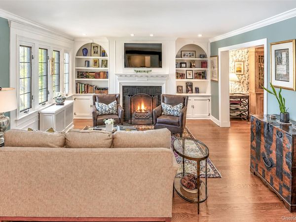 17 Beechtree Lane , Unit 2E, Bronxville, NY 10708