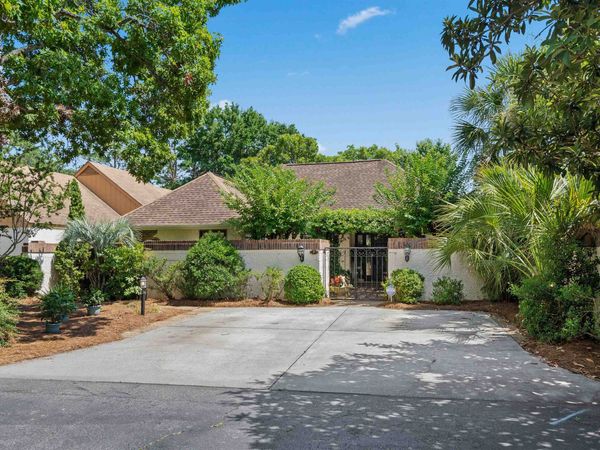 7 Valencia Circle, Myrtle Beach, SC 29572