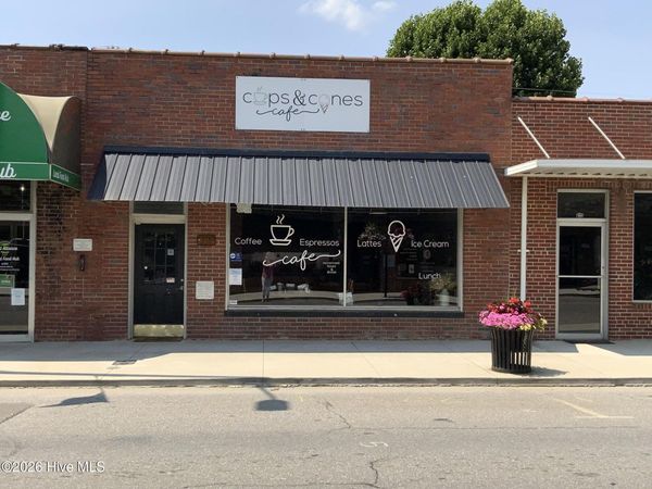915 Main Street , Andrews, NC 28901