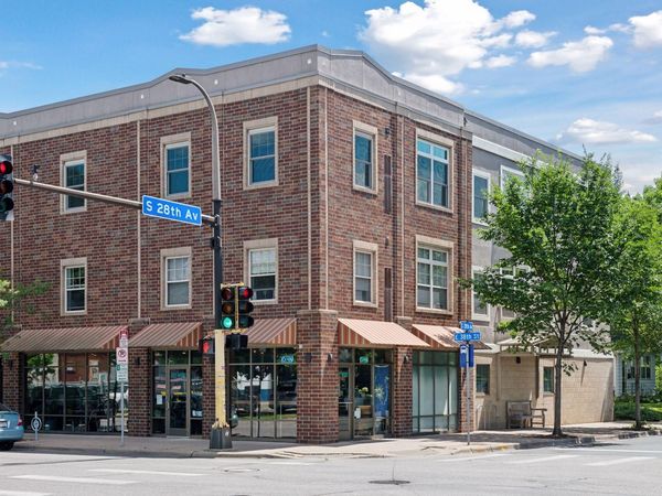 2803 E 38th Street, Unit 204, Minneapolis, MN 55406