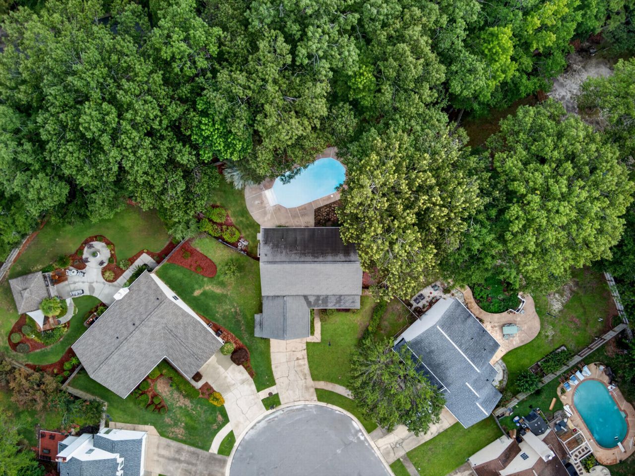 110 Mallock Court Photo 43