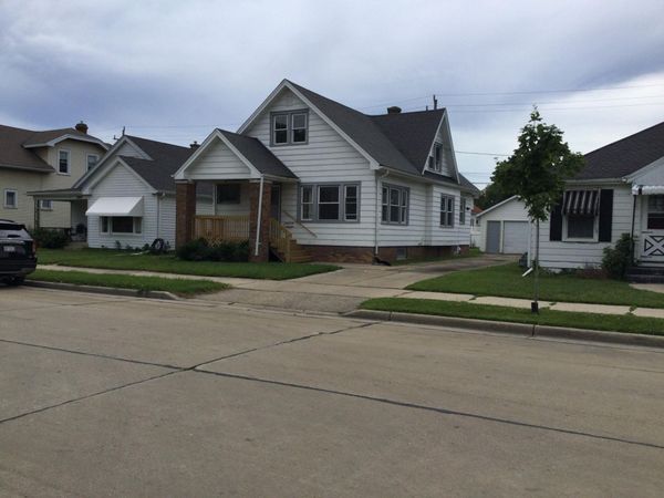 2013 Kearney Ave, Racine, WI 53403