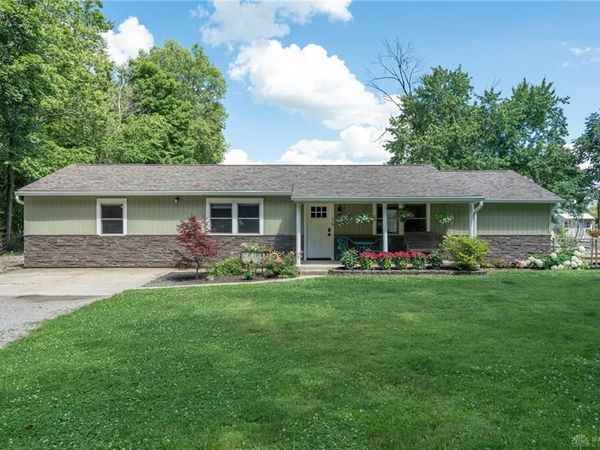 242 N Bickett Road, Xenia, OH 45385