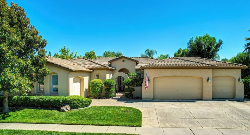 9341 Courtney Way, Roseville, CA 95747 Photo