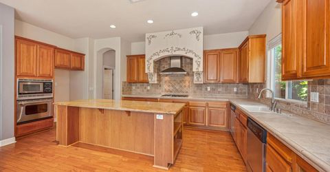 9341 Courtney Way, Roseville, CA 95747 Photo
