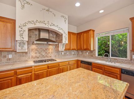 9341 Courtney Way, Roseville, CA 95747 Photo