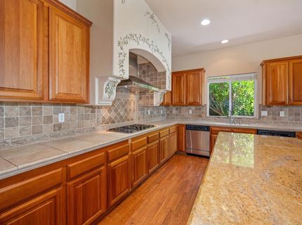 9341 Courtney Way, Roseville, CA 95747 Photo