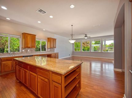 9341 Courtney Way, Roseville, CA 95747 Photo