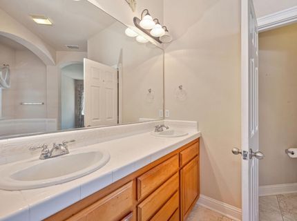 9341 Courtney Way, Roseville, CA 95747 Photo