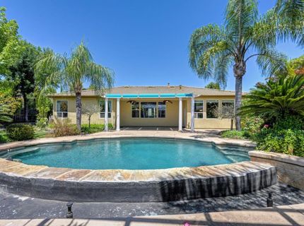 9341 Courtney Way, Roseville, CA 95747 Photo