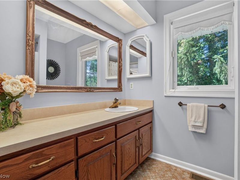 13635 Fox Hills Drive, Novelty, OH 44072 Photo 35