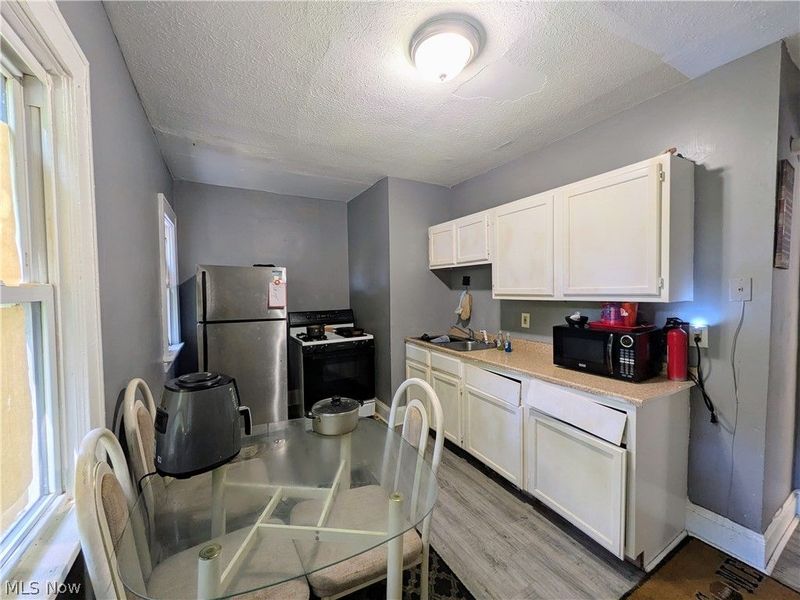 11302 Parkview Avenue, Cleveland, OH 44104 Photo 27