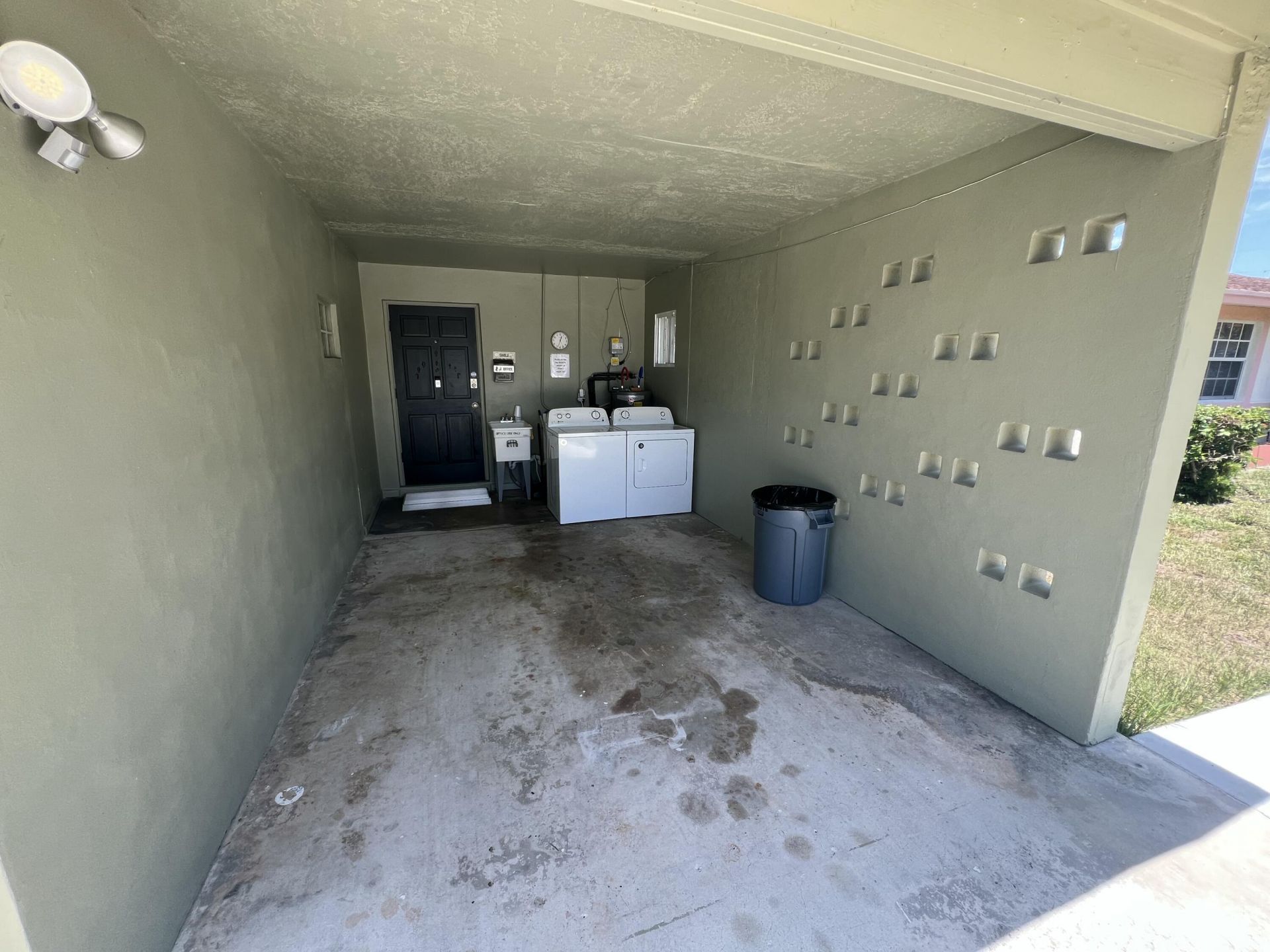 603 Clear Lake Avenue, West Palm Beach, FL 33401 Photo