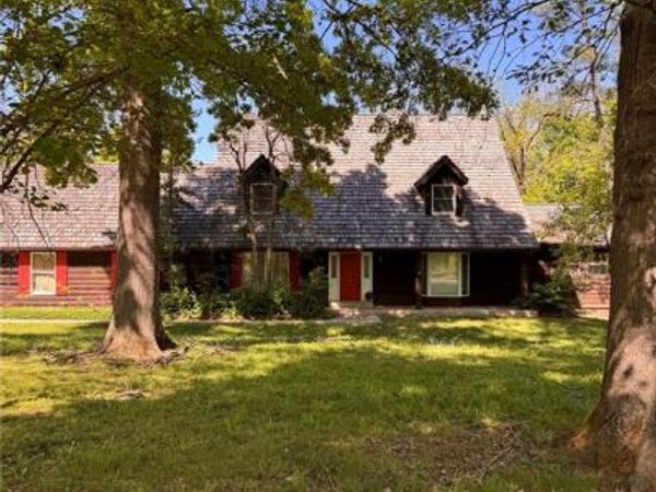 13425 Mason Valley Court , Town and Country, MO 63131