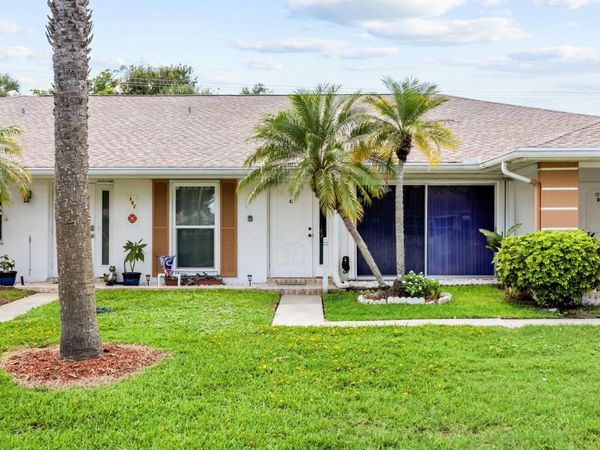 127 LAKES END DRIVE , Unit C, FORT PIERCE, FL 34982