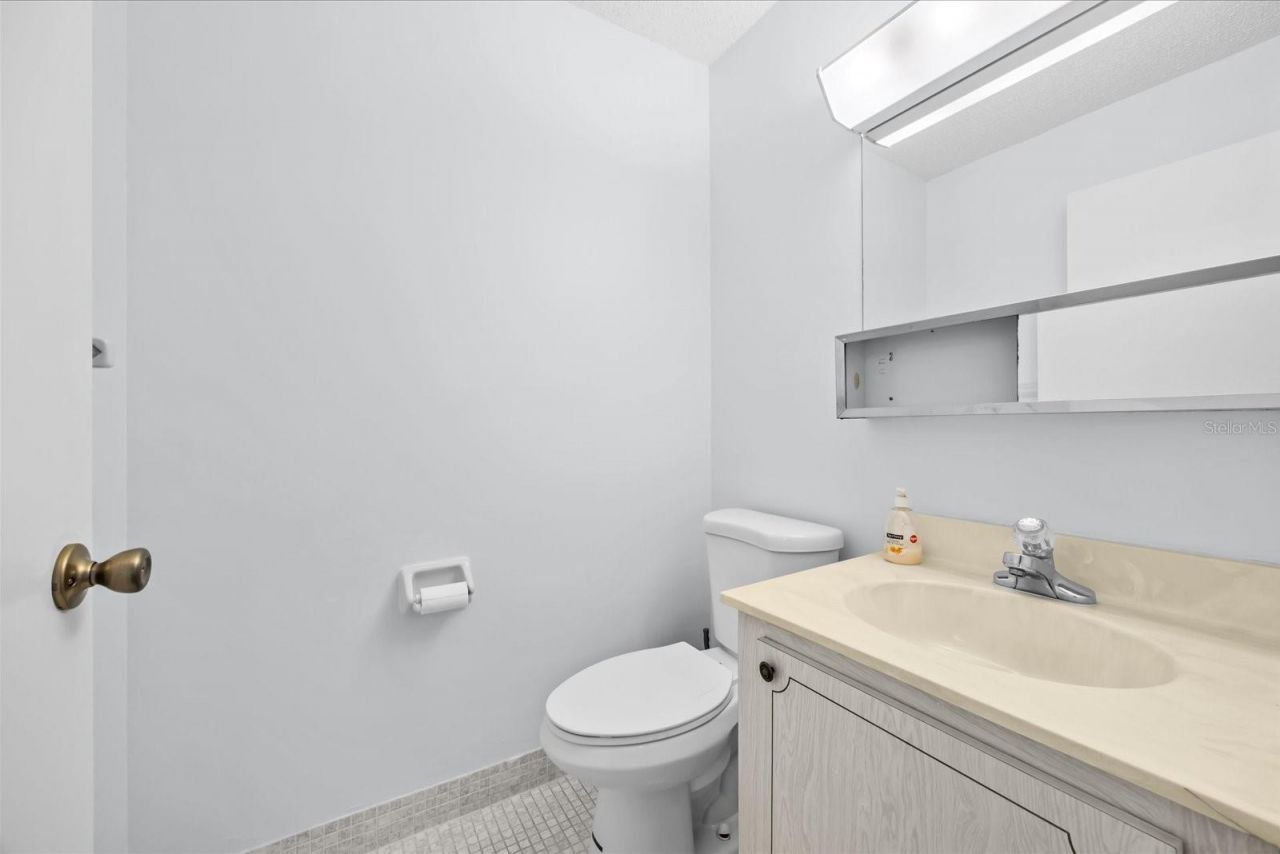 127 Lakes End Drive , Unit C, Fort Pierce, FL 34982 Photo