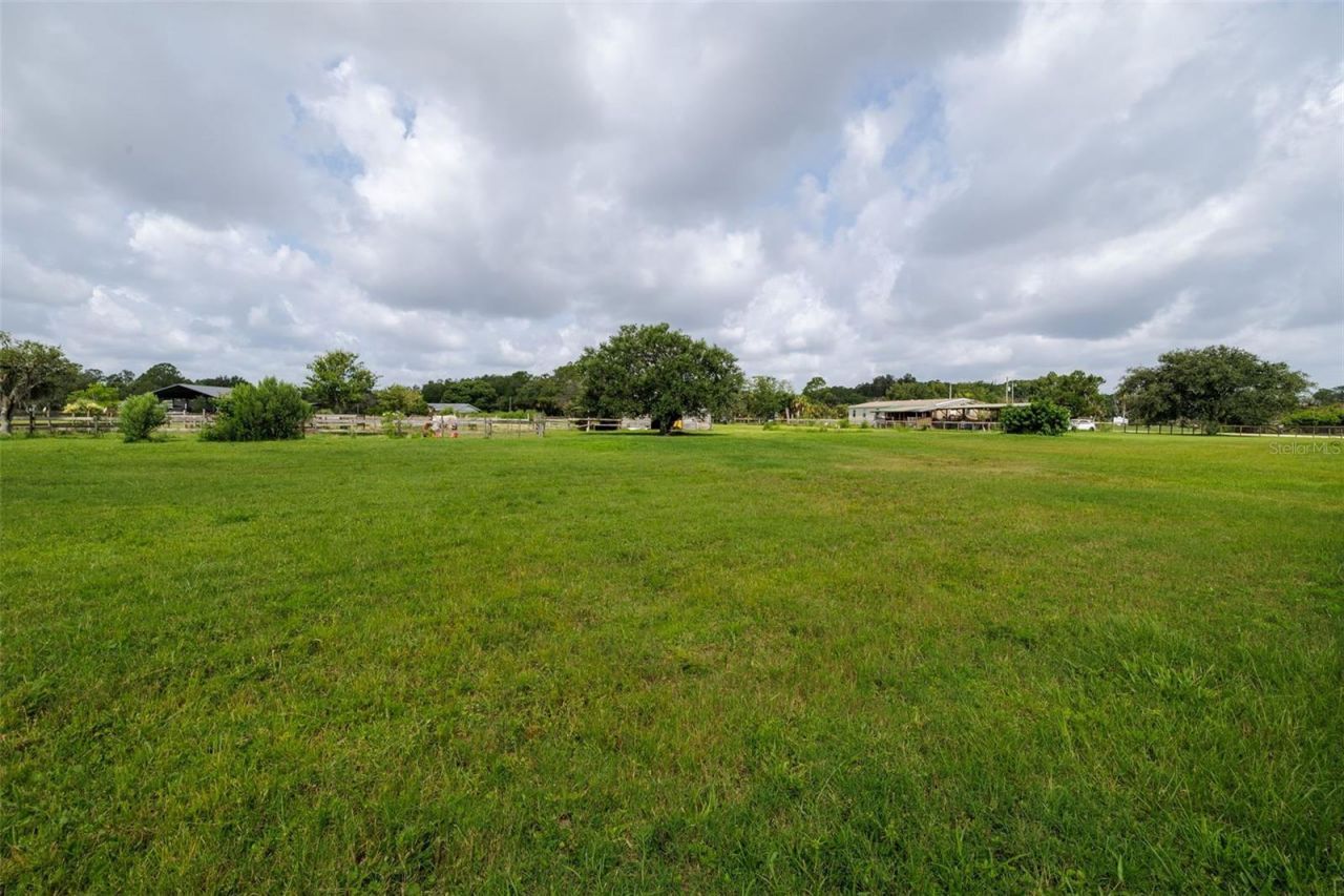 1050 Dillon Circle, New Smyrna Beach, FL 32168 Photo