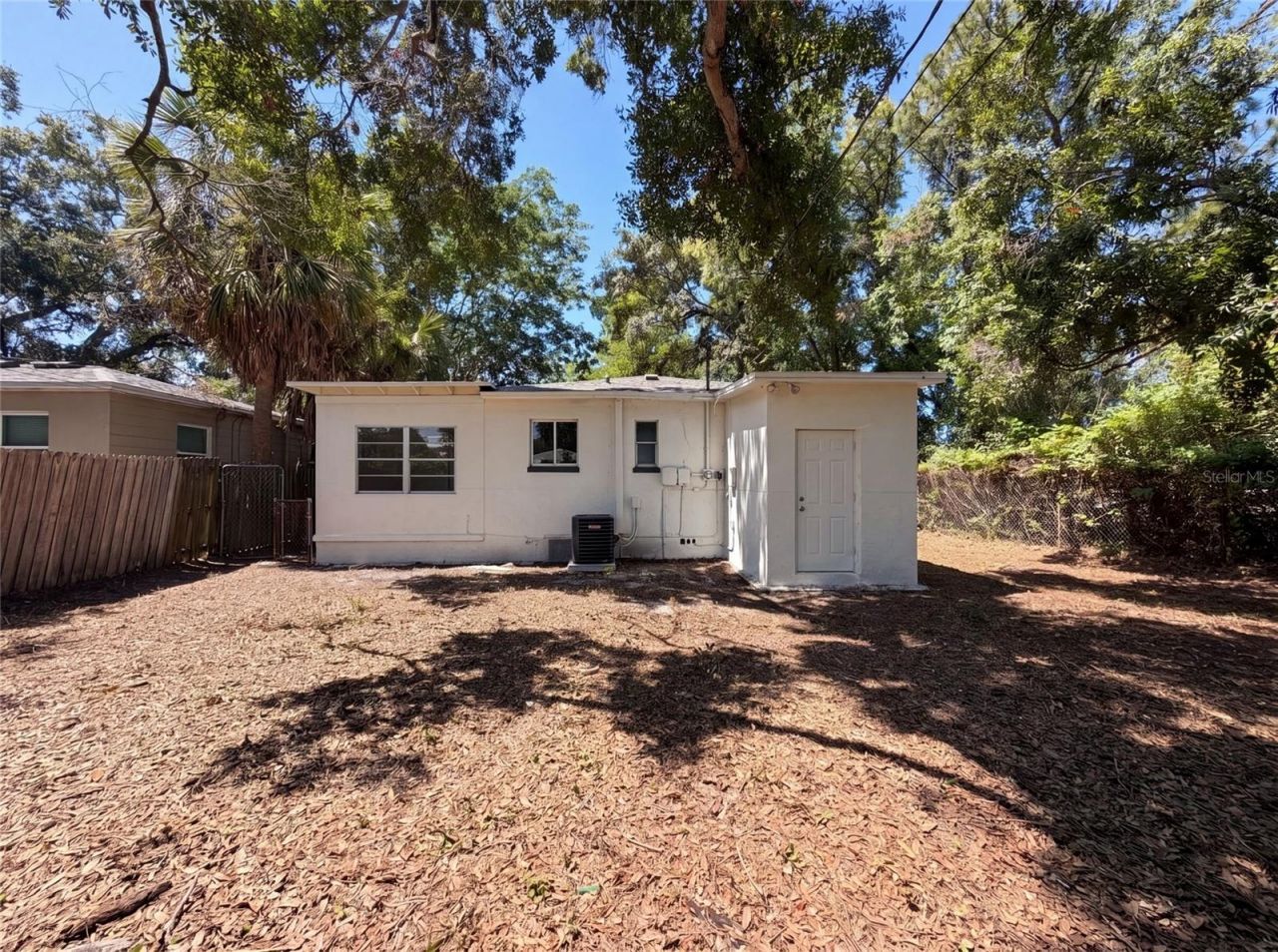2235 45th Avenue N, Saint Petersburg, FL 33714 Photo