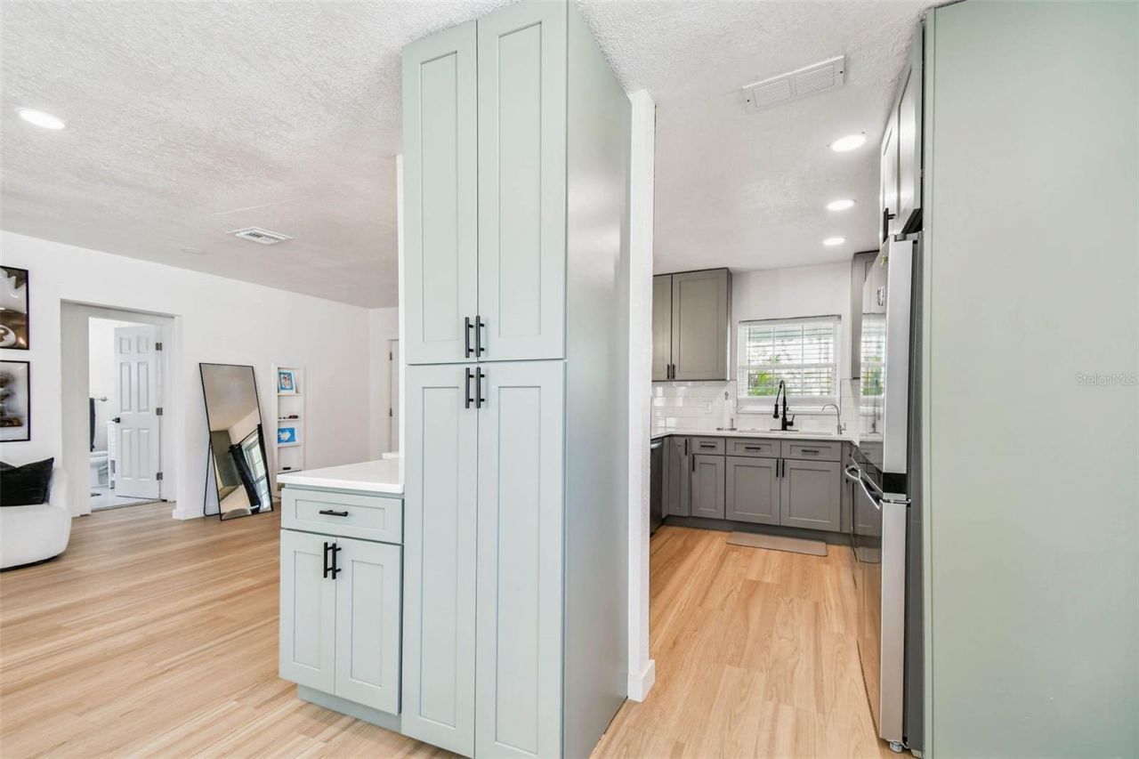4728 9th Avenue N, Saint Petersburg, FL 33713 Photo