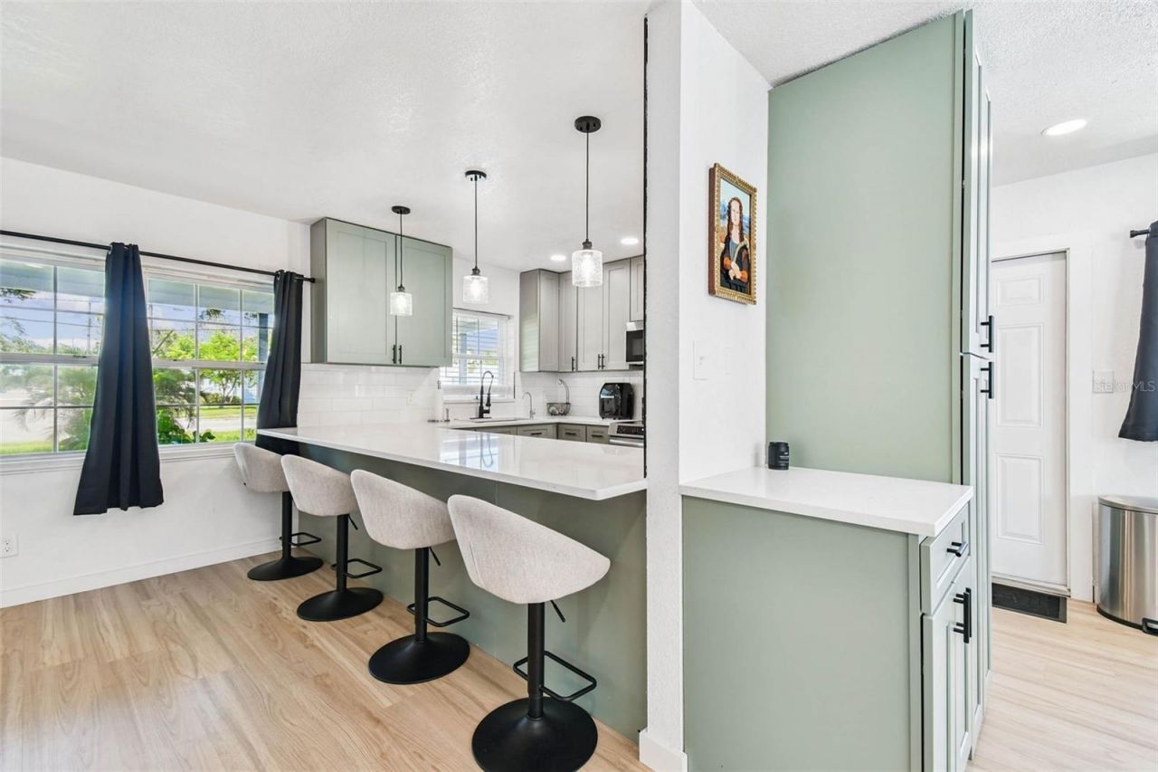 4728 9th Avenue N, Saint Petersburg, FL 33713 Photo