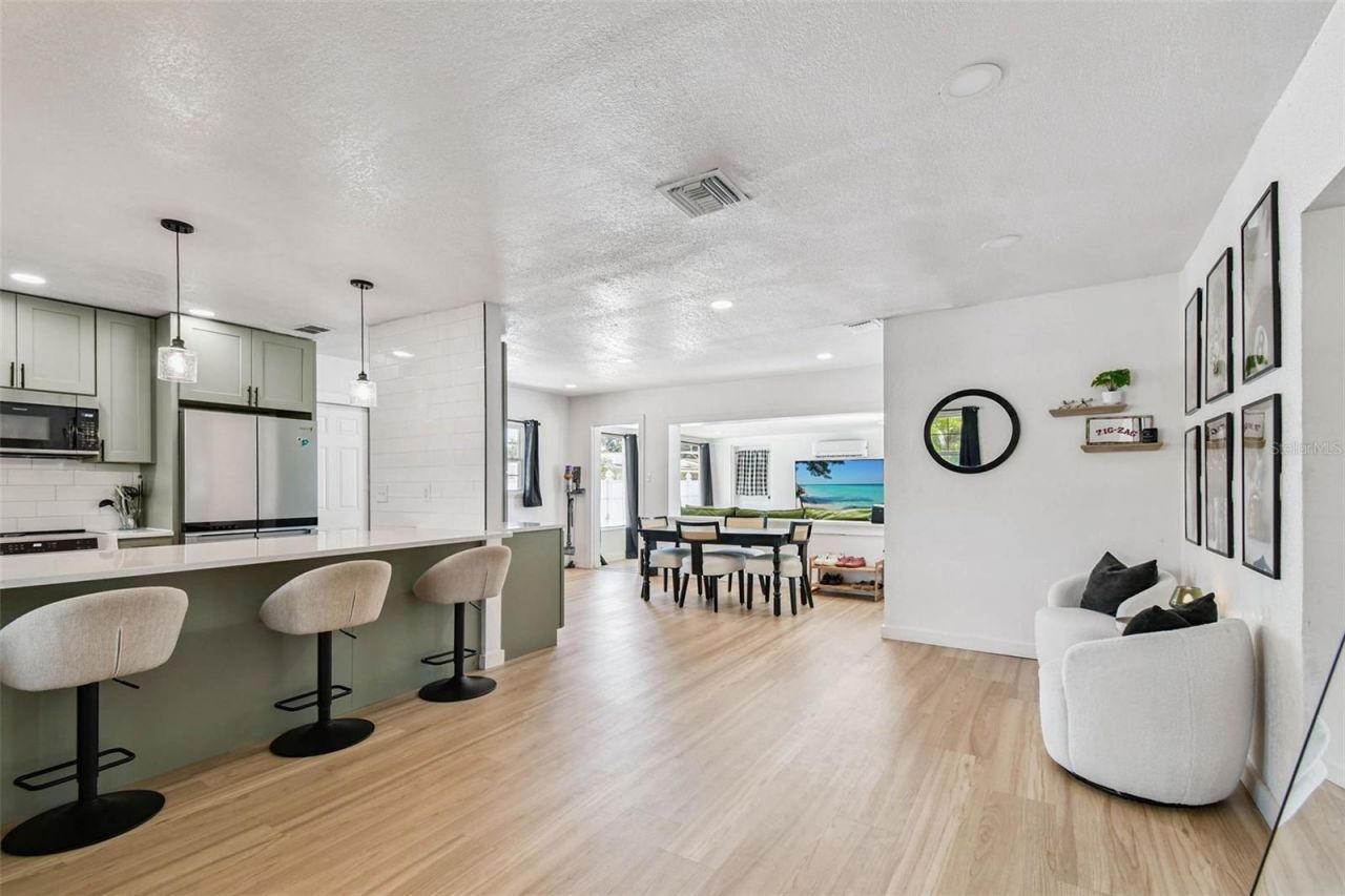 4728 9th Avenue N, Saint Petersburg, FL 33713 Photo
