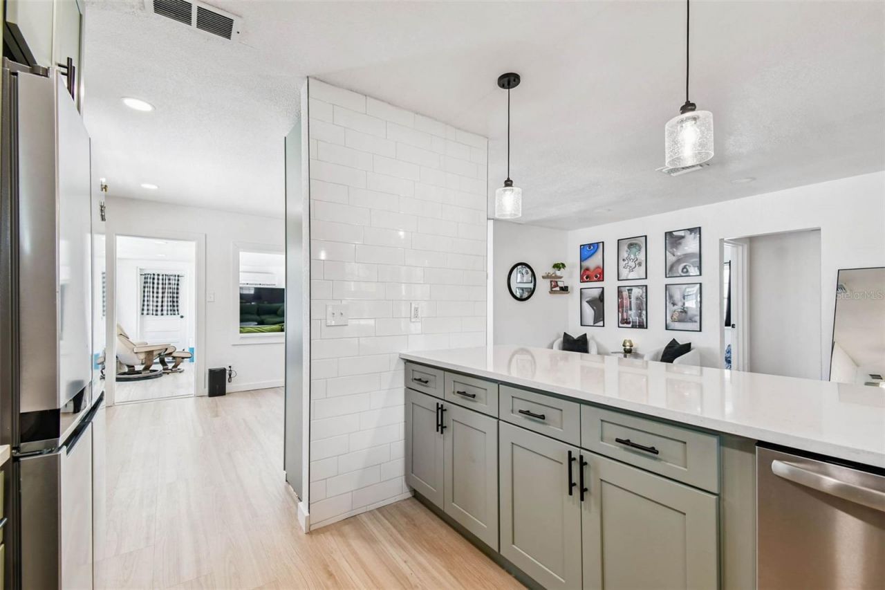 4728 9th Avenue N, Saint Petersburg, FL 33713 Photo