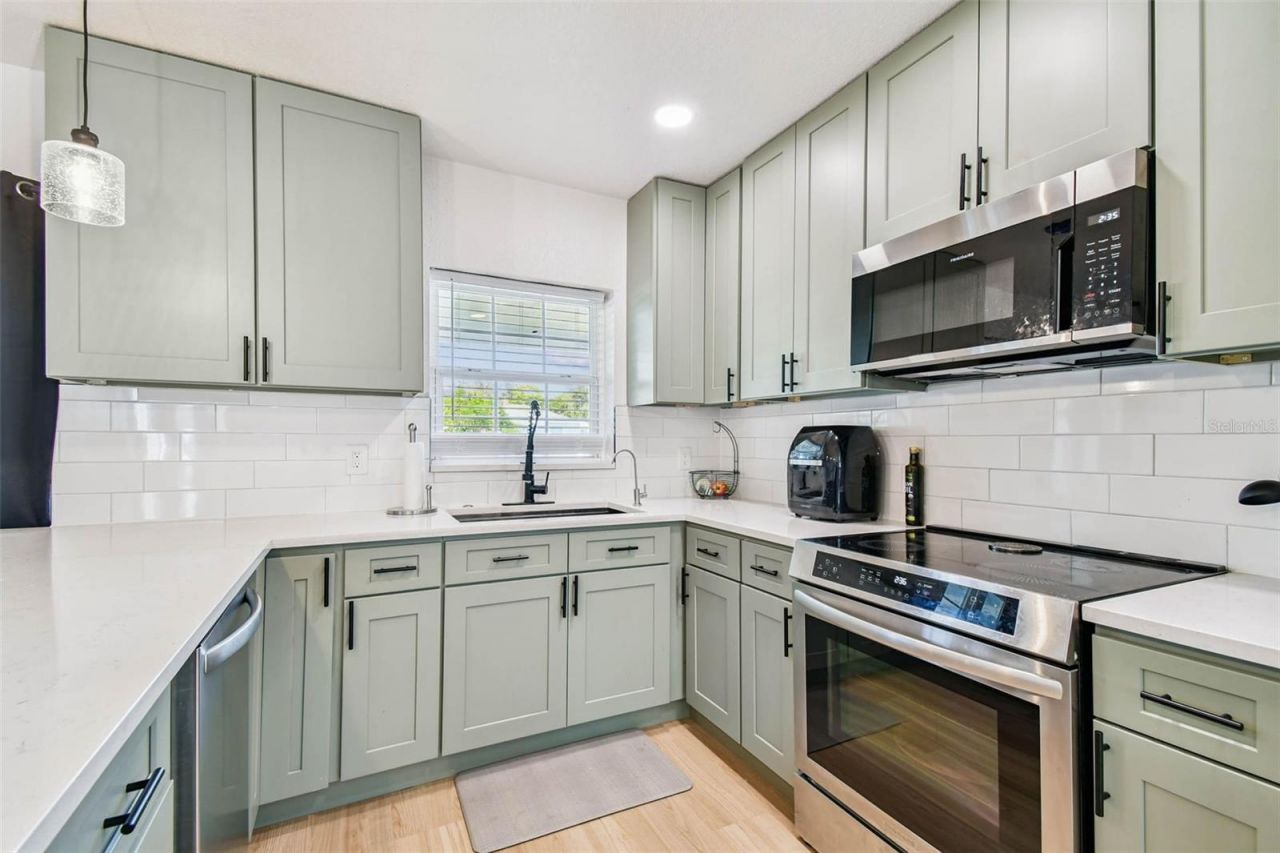 4728 9th Avenue N, Saint Petersburg, FL 33713 Photo