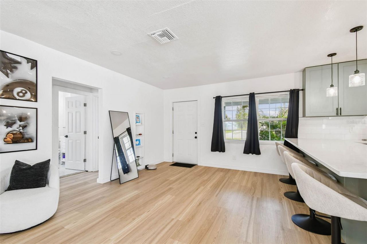 4728 9th Avenue N, Saint Petersburg, FL 33713 Photo