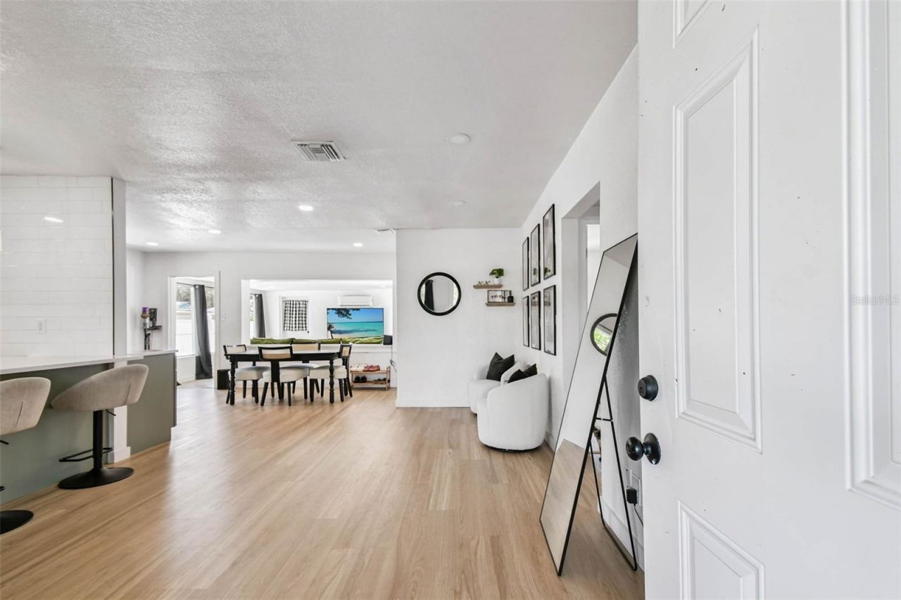 4728 9th Avenue N, Saint Petersburg, FL 33713 Photo
