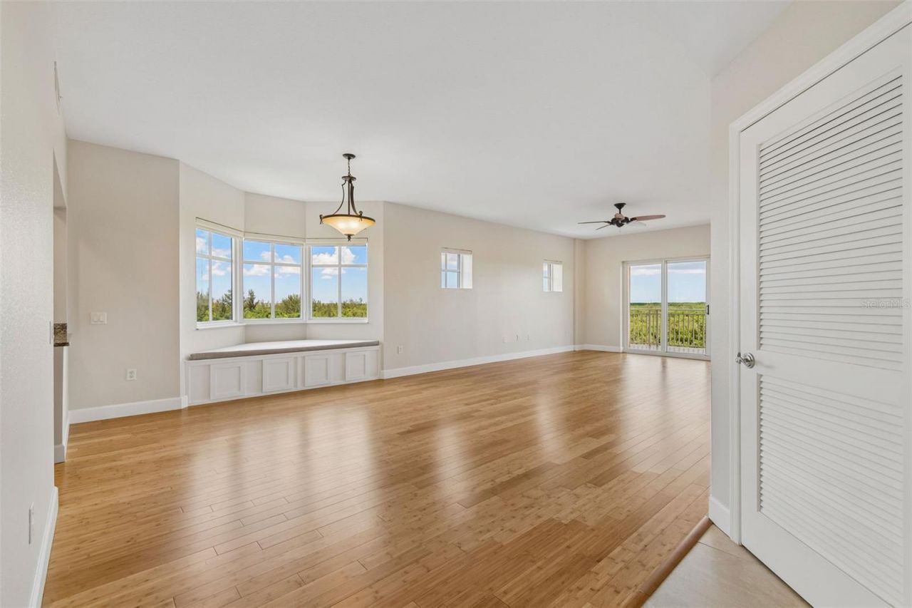 12033 Gandy Boulevard N, Unit 151, Saint Petersburg, FL 33702 Photo