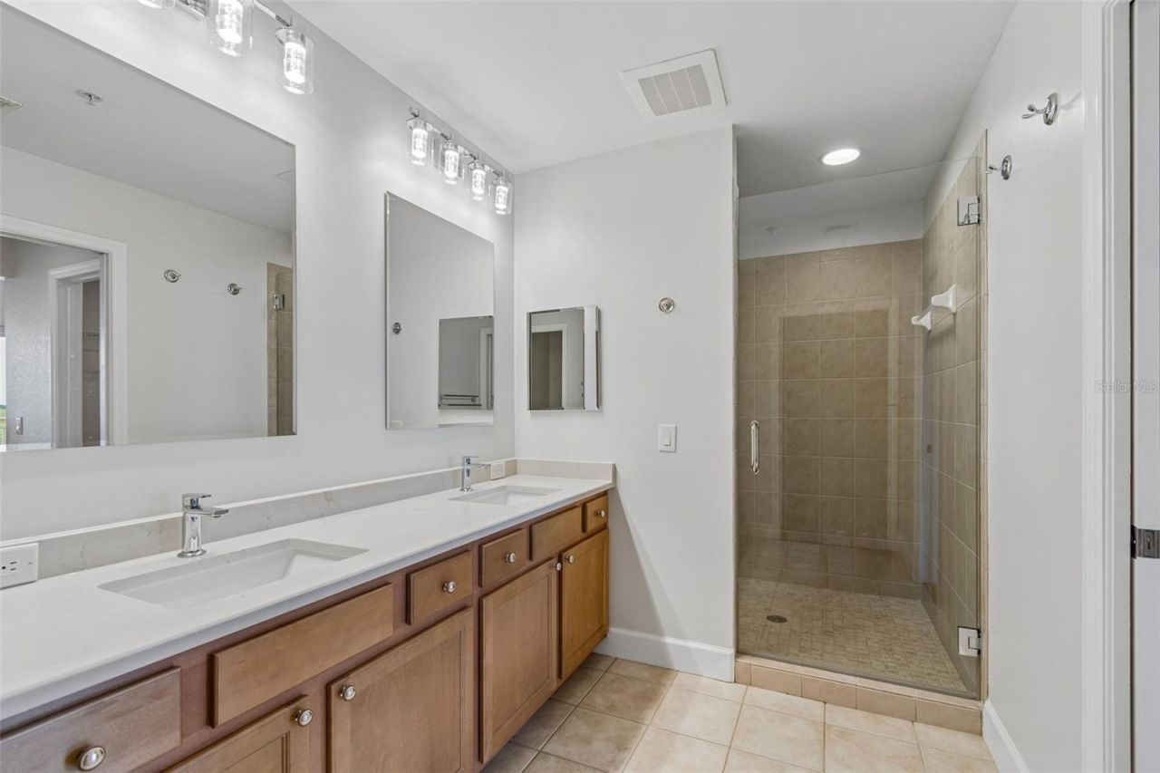12033 Gandy Boulevard N, Unit 151, Saint Petersburg, FL 33702 Photo