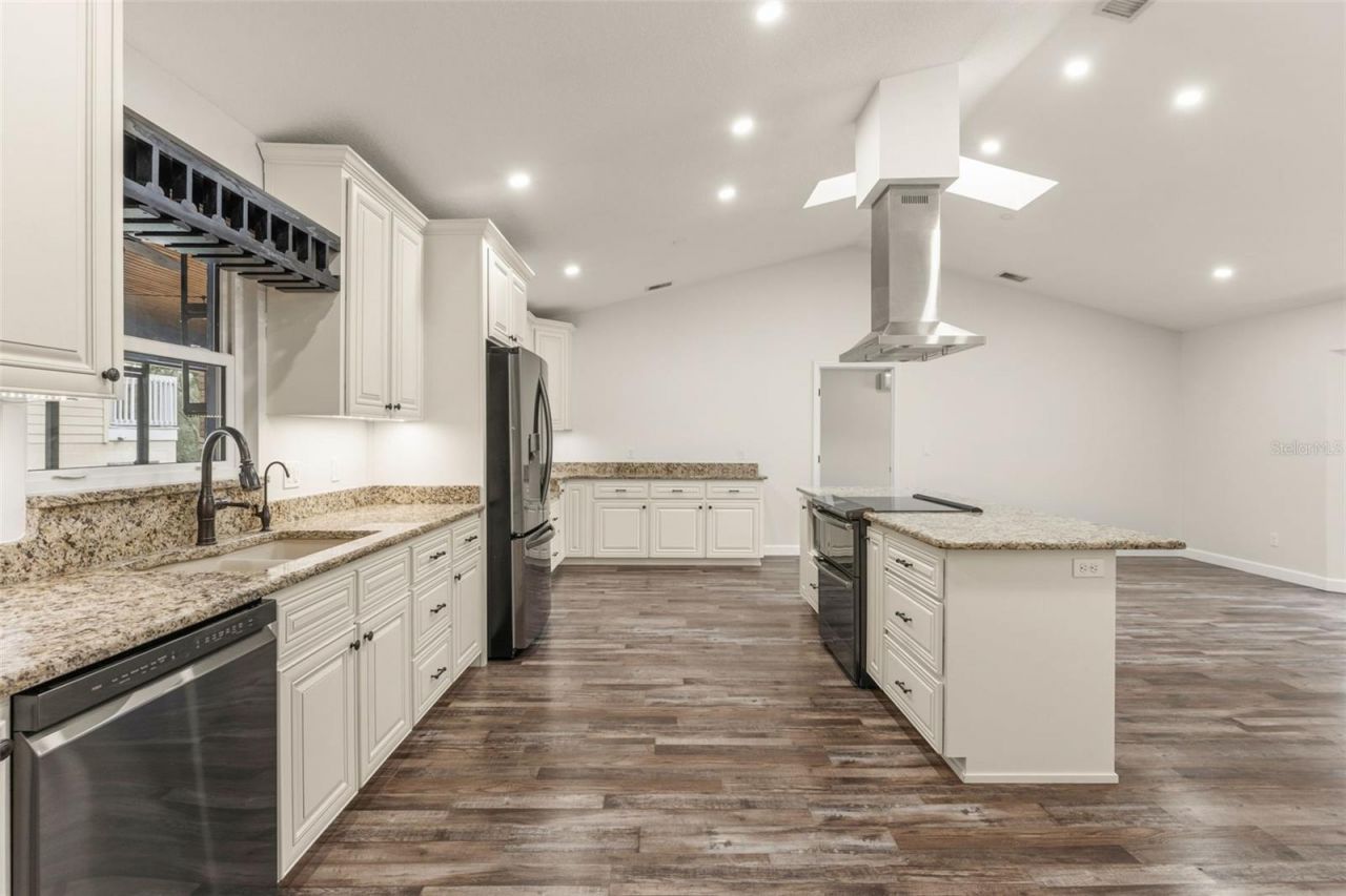 30543 Seaforth Drive, Sorrento, FL 32776 Photo