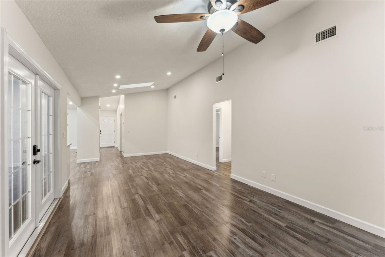 30543 Seaforth Drive, Sorrento, FL 32776 Photo