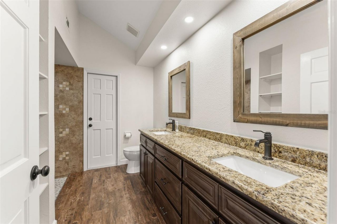 30543 Seaforth Drive, Sorrento, FL 32776 Photo