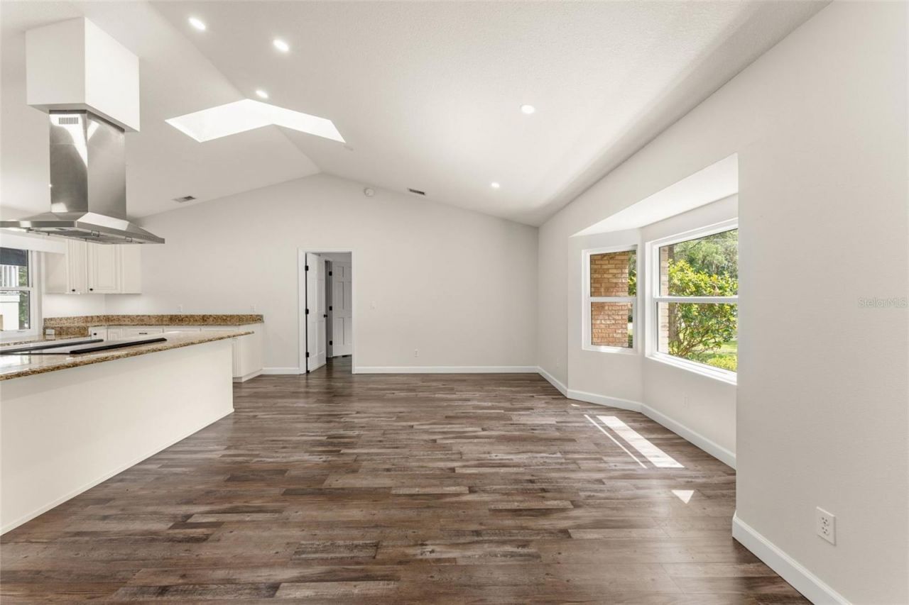 30543 Seaforth Drive, Sorrento, FL 32776 Photo