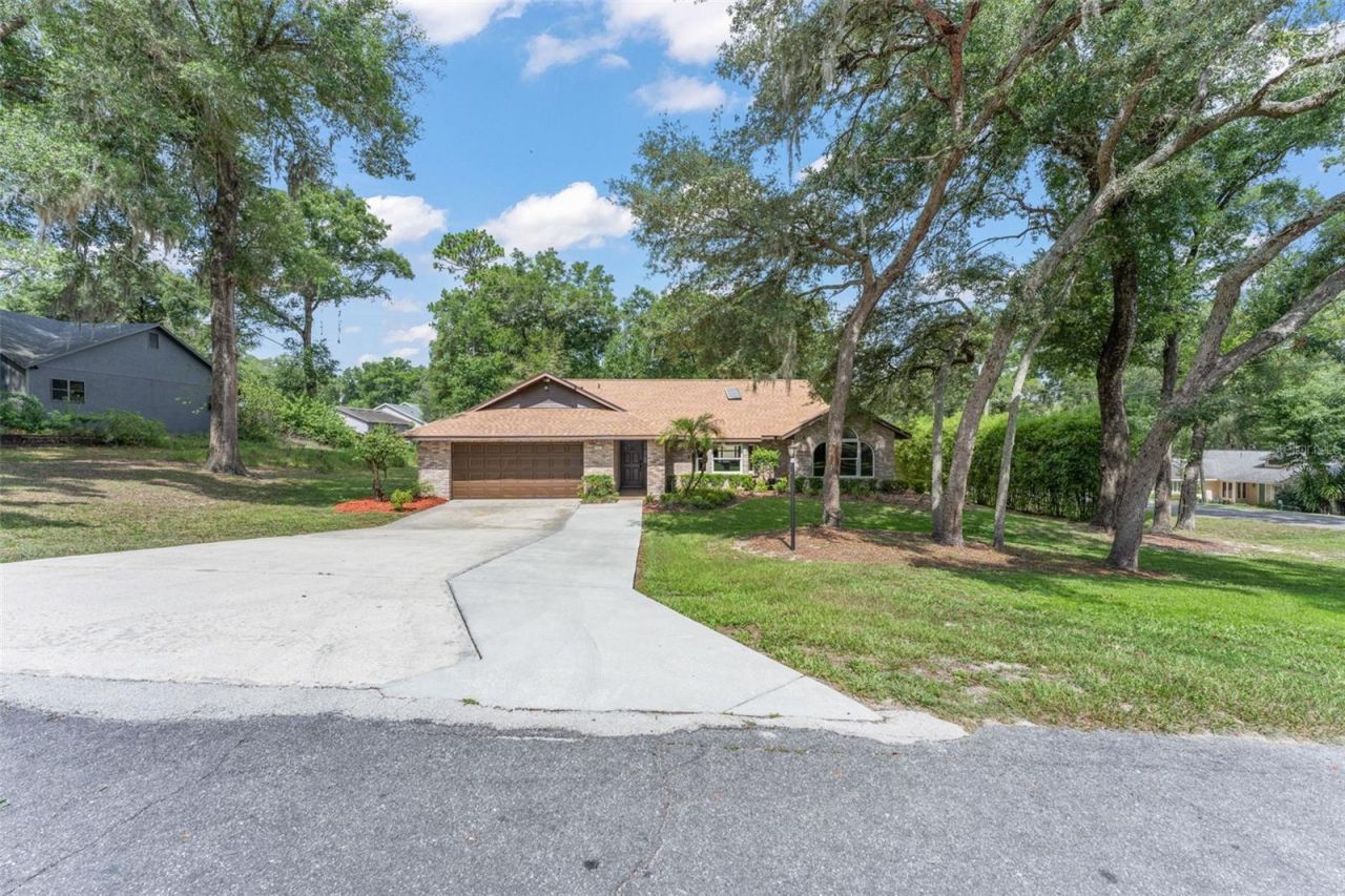 30543 Seaforth Drive, Sorrento, FL 32776 Photo