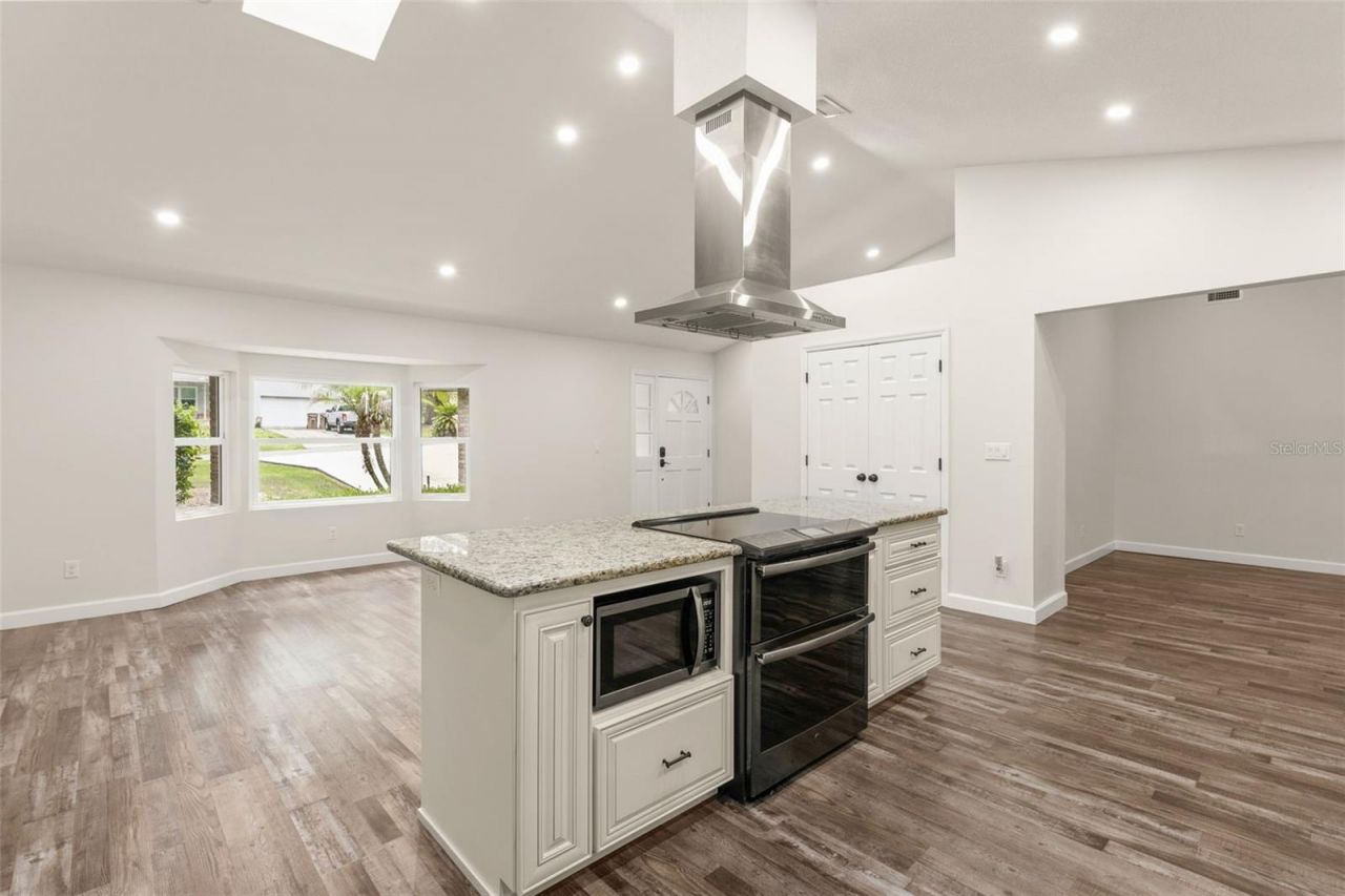 30543 Seaforth Drive, Sorrento, FL 32776 Photo