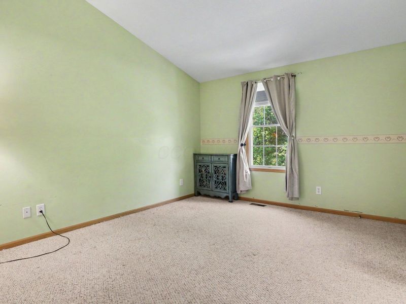 377 Cobblestone Drive , Delaware, OH 43015 Photo 12