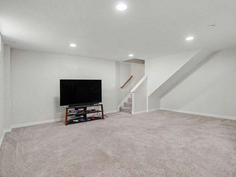 377 Cobblestone Drive , Delaware, OH 43015 Photo 22