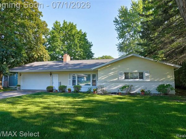 3825 Conklin Drive , Saginaw Twp, MI 48603