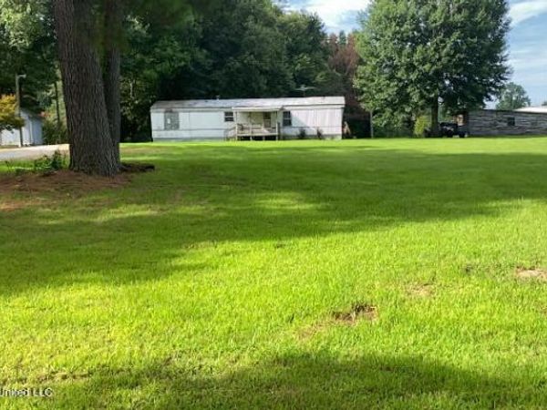 70 Matthews Road, Sarah, MS 38665