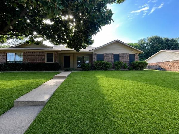 2916 Kathleen Lane , Euless, TX 76039