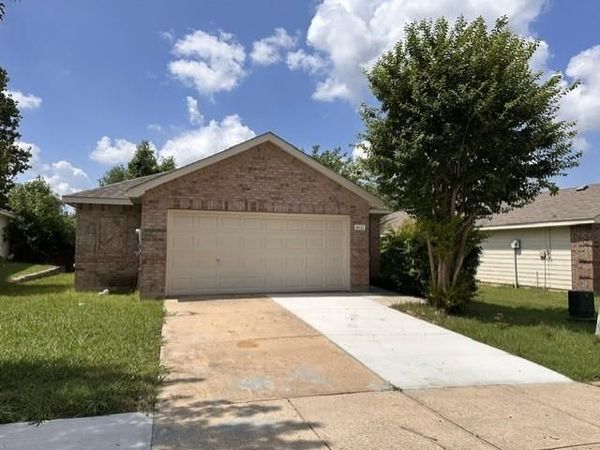 4021 Shawnee Trail, Heartland, TX 75126