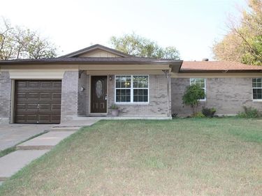 7820 Llano Avenue, Fort Worth, TX 76116