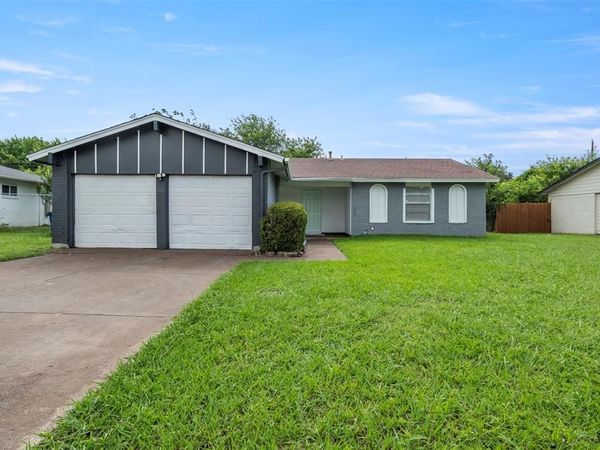 1410 Clearbrook Street, Lancaster, TX 75134