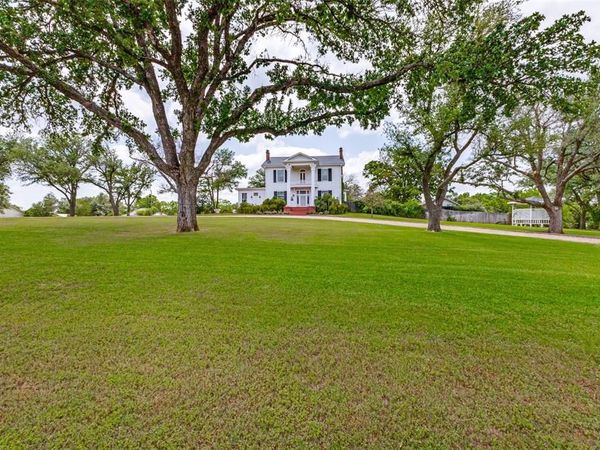515 S Lamar Street, Eastland, TX 76448